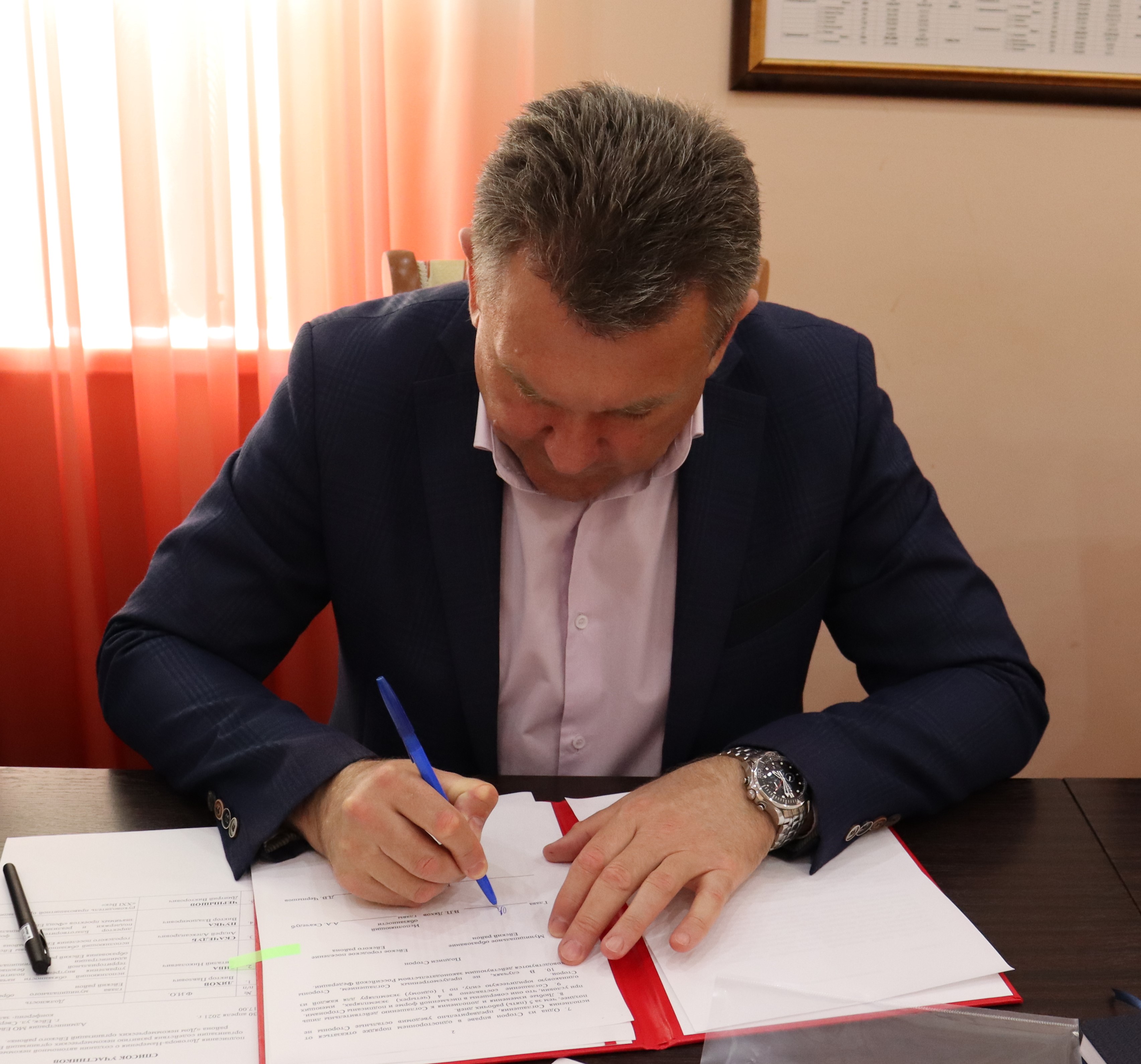 В преддверии Первомая подписано соглашение о намерениях создать «Дом некоммерческих организаций Ейского района»